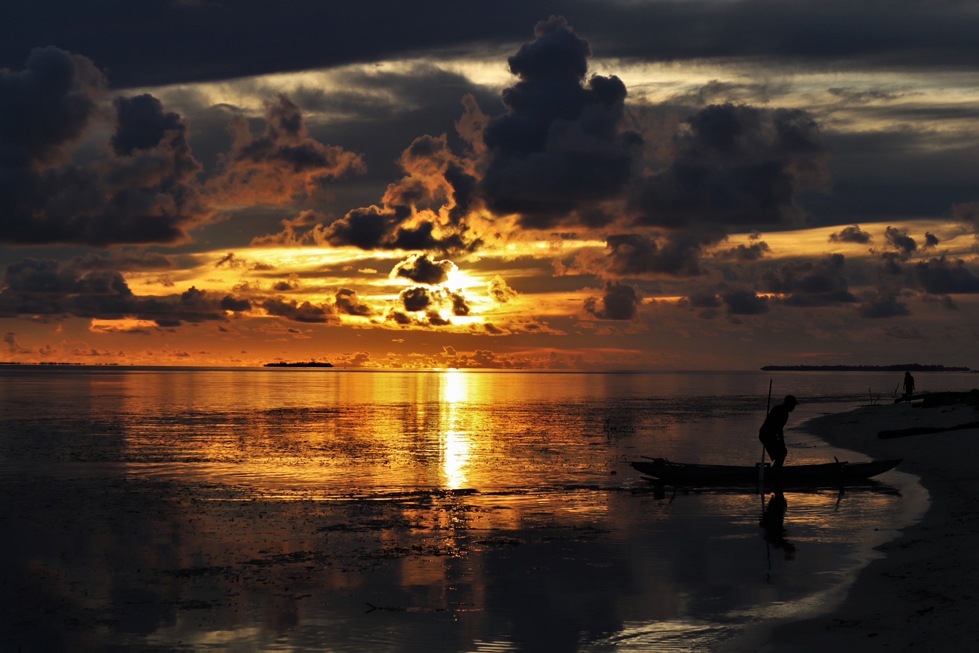 Fot. 5. Hop on hop off islands adventure, New Ireland Province,  Papua New Guinea (fot. Bart Napierala)